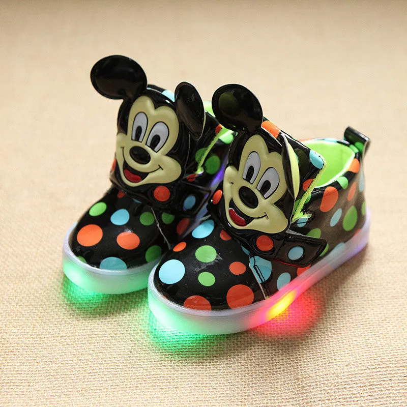 New European fashion cute LED lighting children shoes hot sales Lovely kids sneakers high quality cool boy girls boots