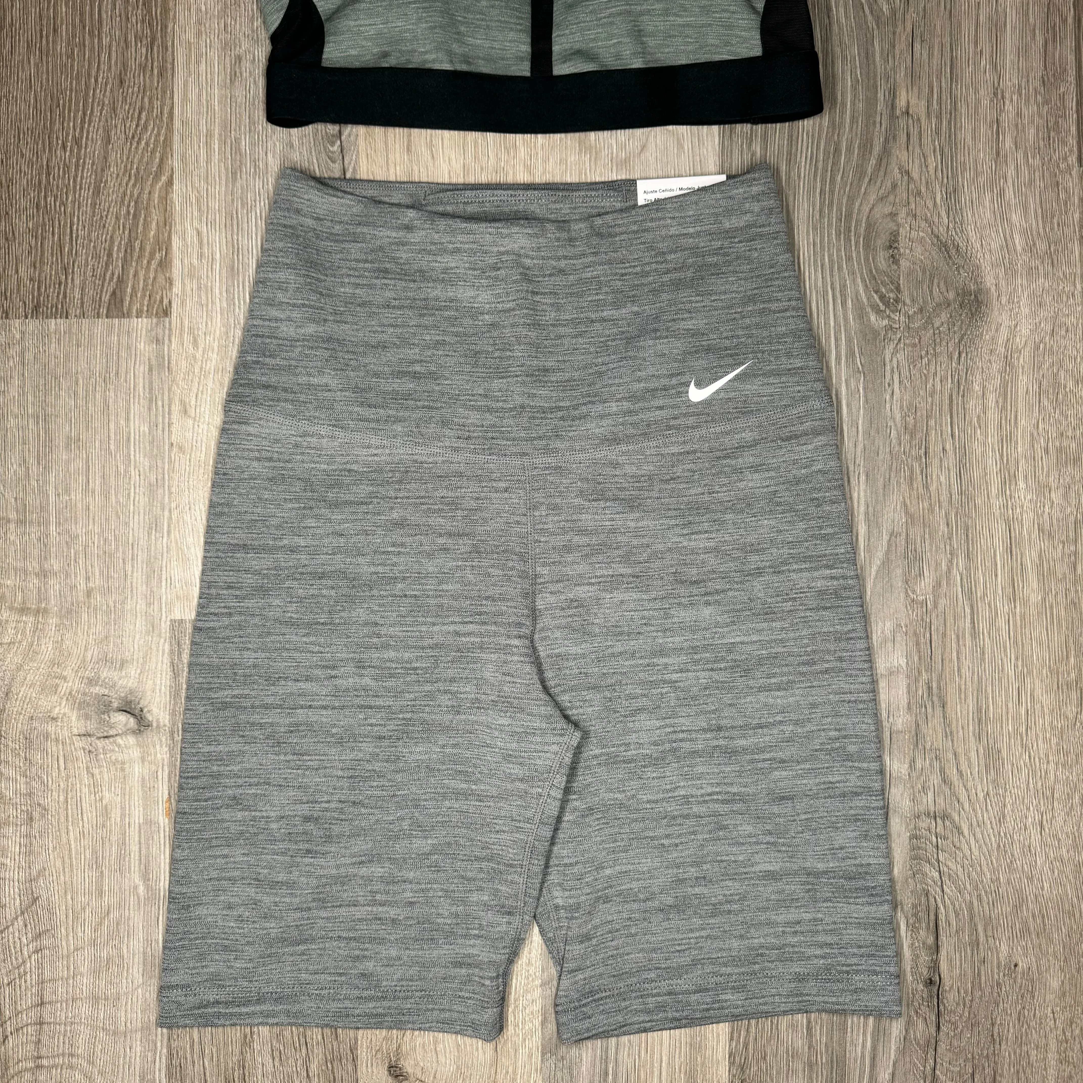 Nike Bra / Leggings Set Grey